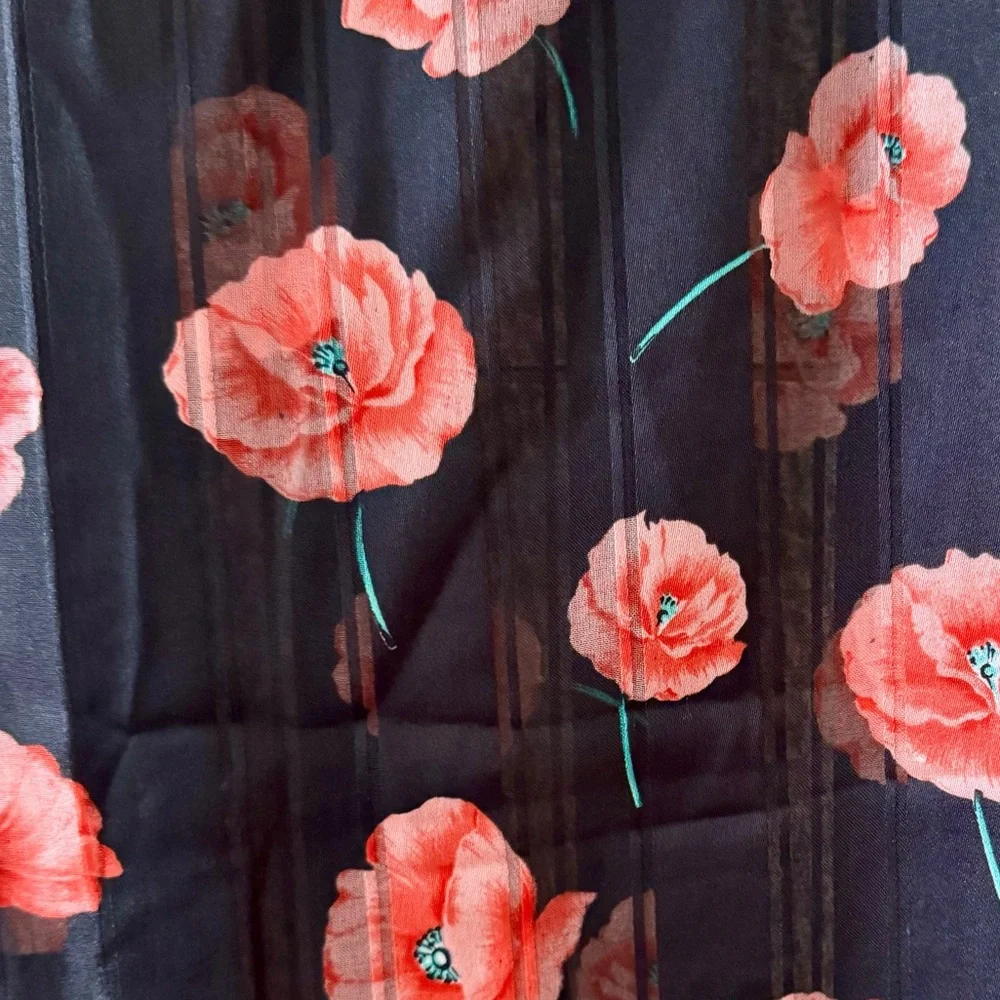 Vintage BUNDLE (2) Floating Floral Poppies & Roses Printed Scarf Wraps,